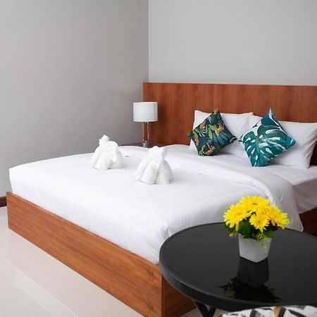 The Brown Boutique Patong Otel Dış mekan fotoğraf