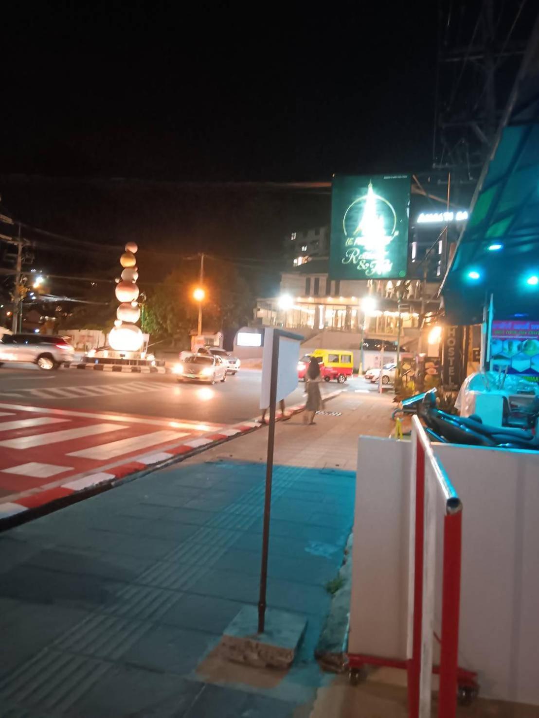 The Brown Boutique Patong Otel Dış mekan fotoğraf